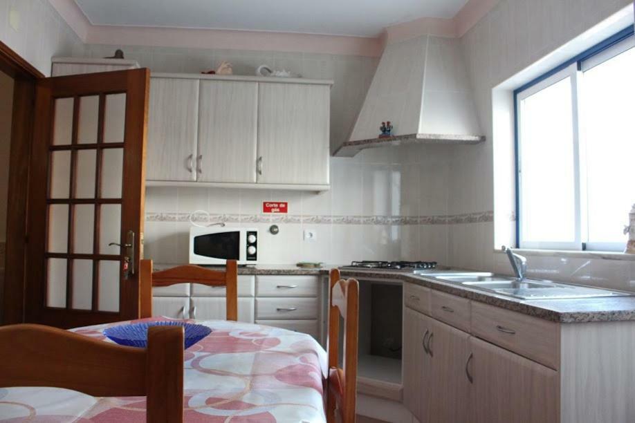 Oceanus Room With Private Kitchen, Bathroom And Terrace 300M From The Beach Sagres Esterno foto