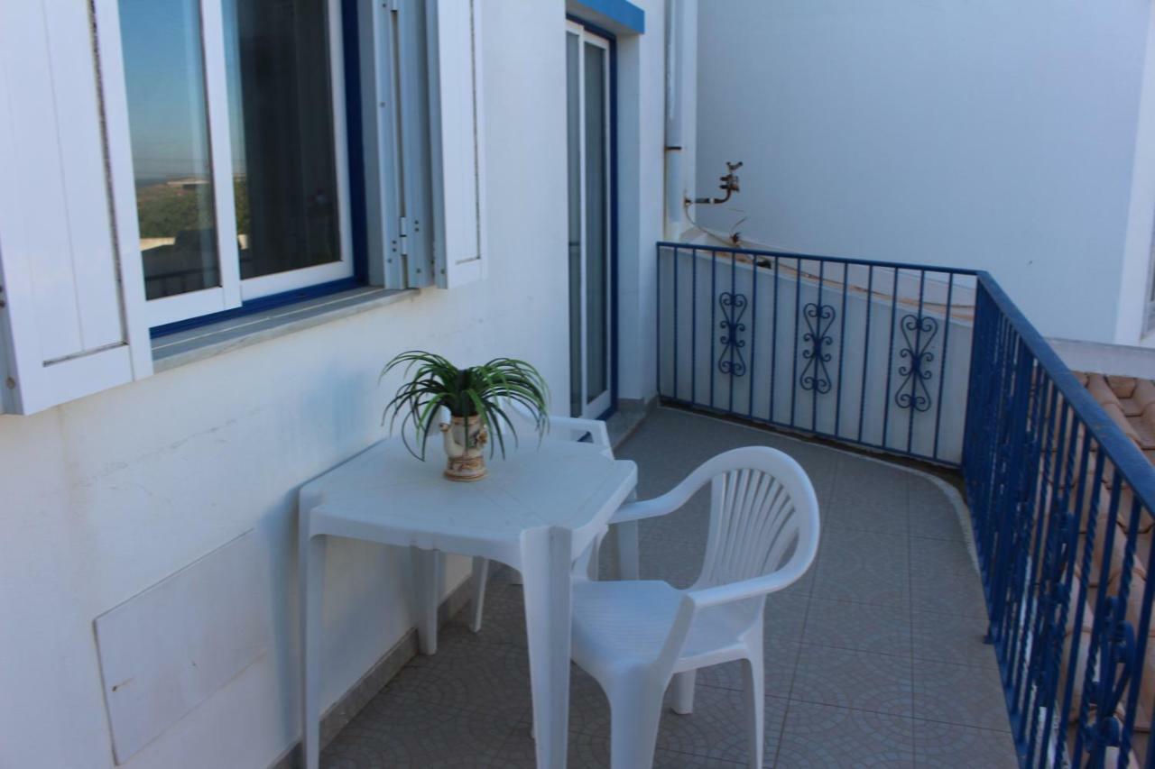 Oceanus Room With Private Kitchen, Bathroom And Terrace 300M From The Beach Sagres Esterno foto