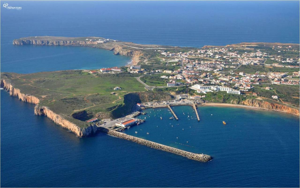 Oceanus Room With Private Kitchen, Bathroom And Terrace 300M From The Beach Sagres Esterno foto
